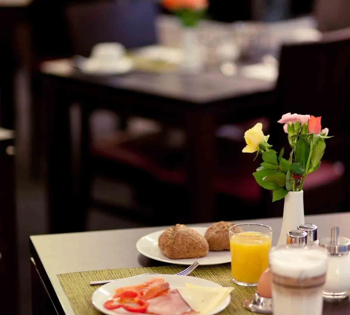 **** Hotel Mercure Frankfurt City Messe Frankfurt am Main Germany